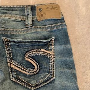 Women’s jeans